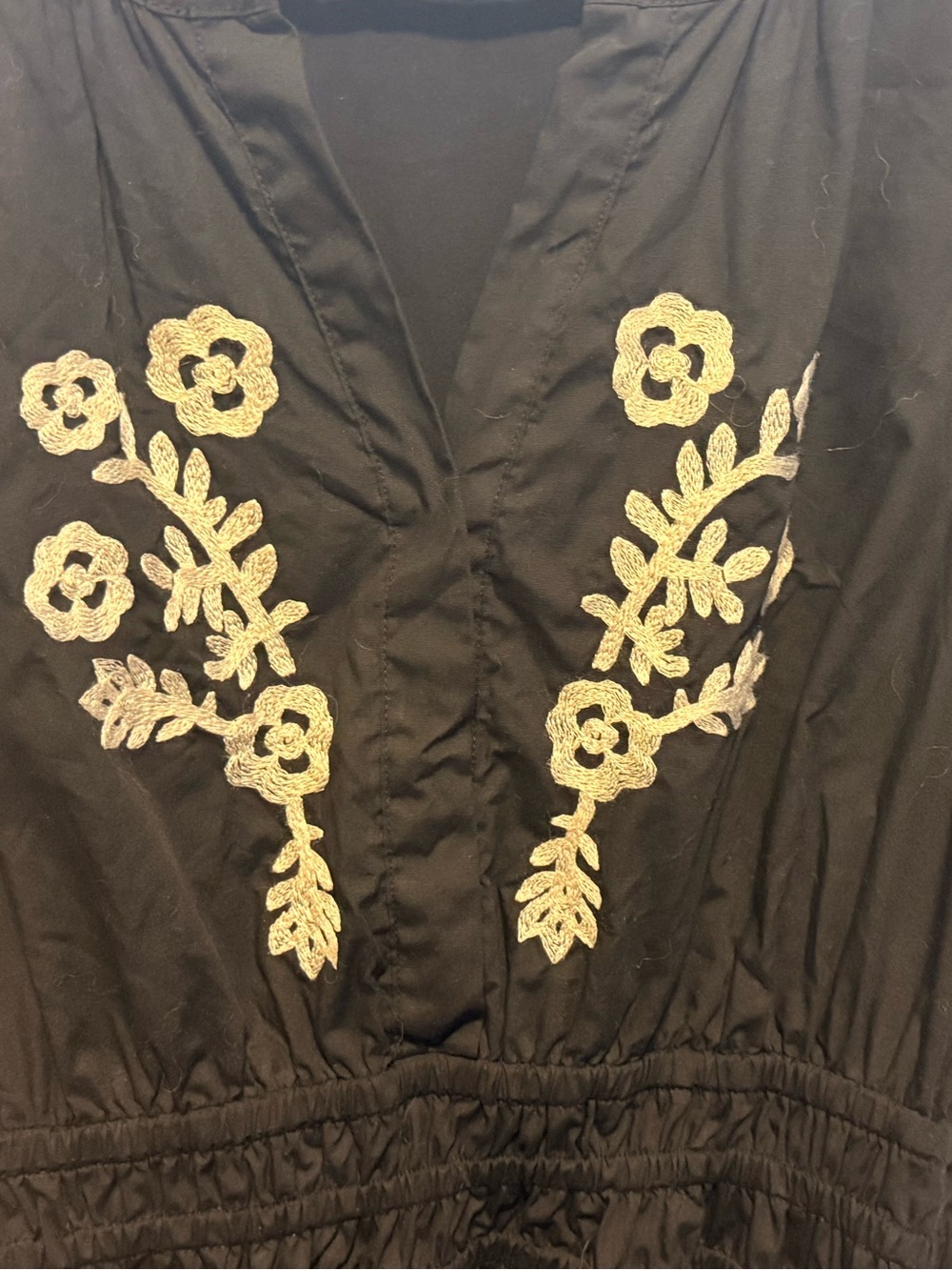 French Connection Black Midi with Cream Floral Stitching and Pockets - Picture 4 of 6